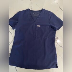 Figs Catarina One-Pocket Scrub Top